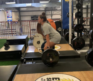 Girl doing deadlift